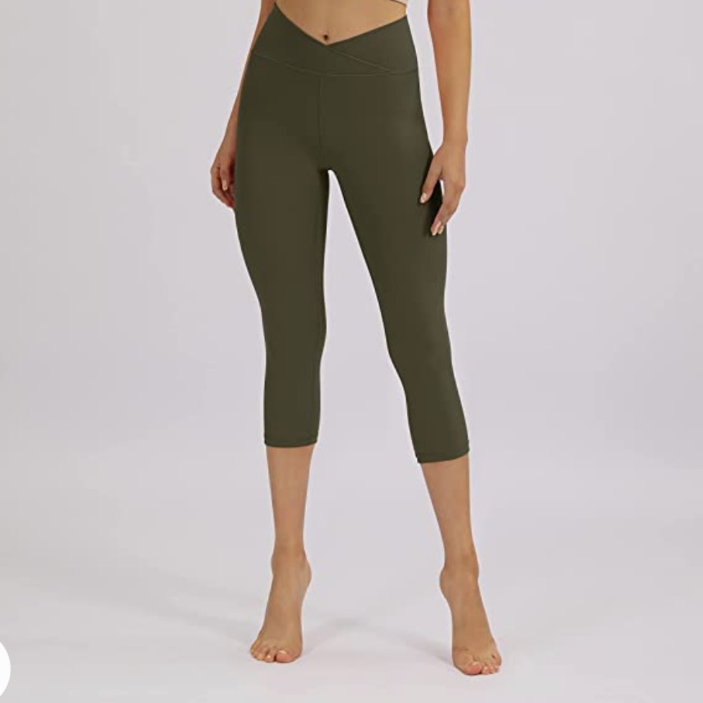 Cross Waist Yoga Capri Leggings SZ XL Olive